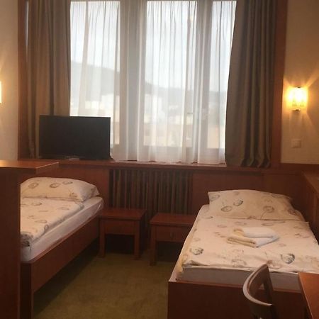 Hotel Bothe โปวาซกา บริสตริซา ภายนอก รูปภาพ