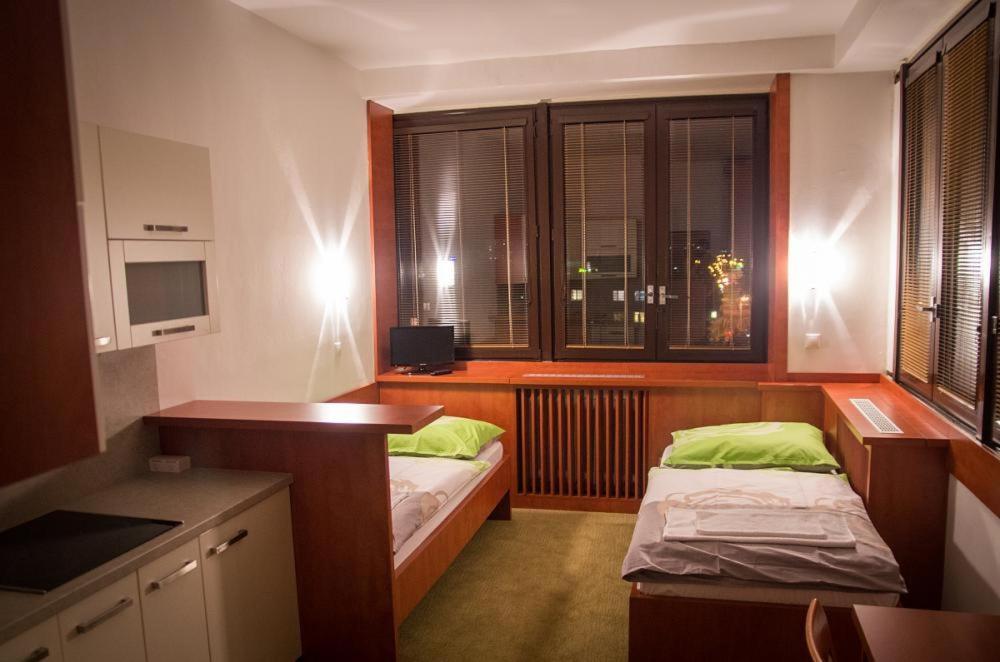 Hotel Bothe โปวาซกา บริสตริซา ภายนอก รูปภาพ